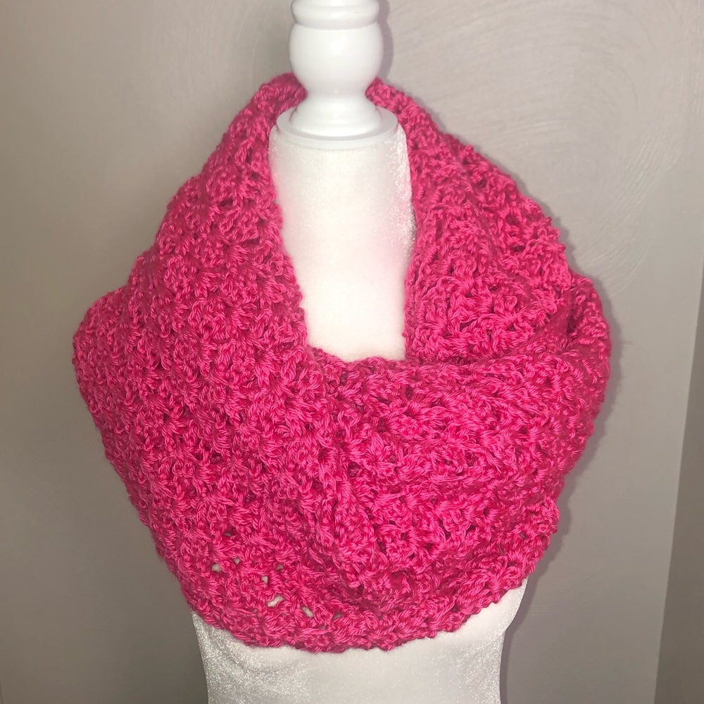 NEW Hand stitched woman’s pink infinity scarf